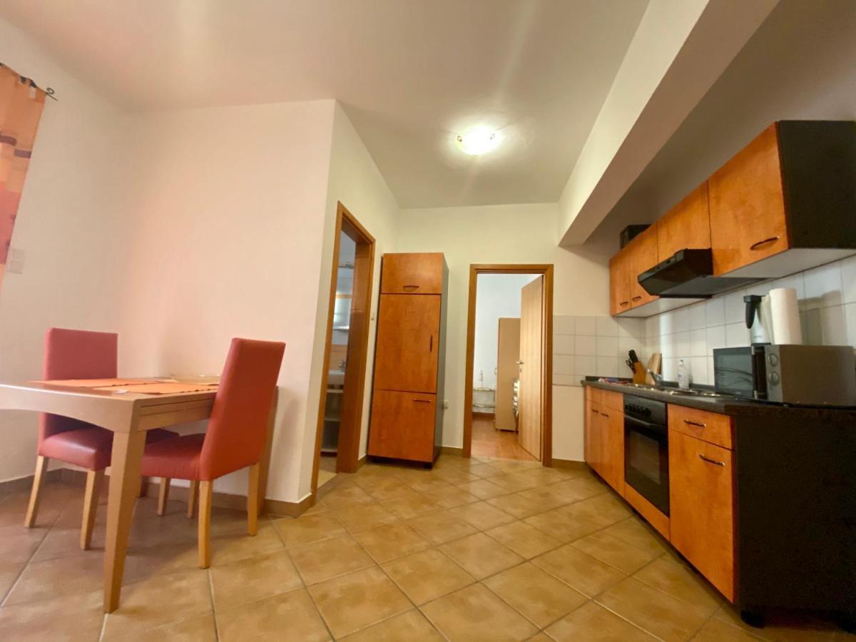 Apartments Grozdana Gradac  Esterno foto