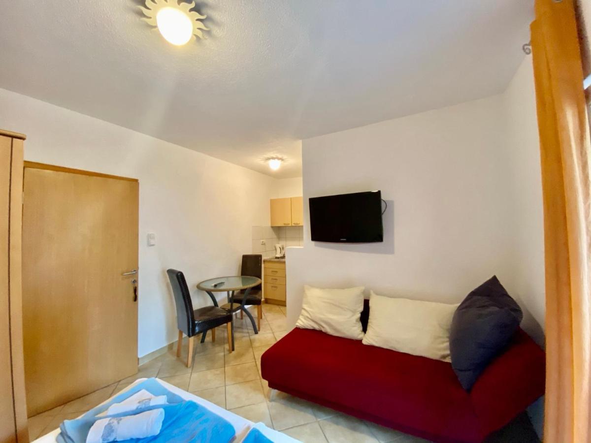 Apartments Grozdana Gradac  Esterno foto