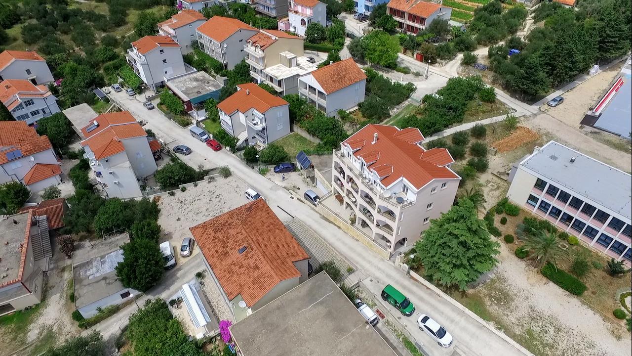 Apartments Grozdana Gradac  Esterno foto