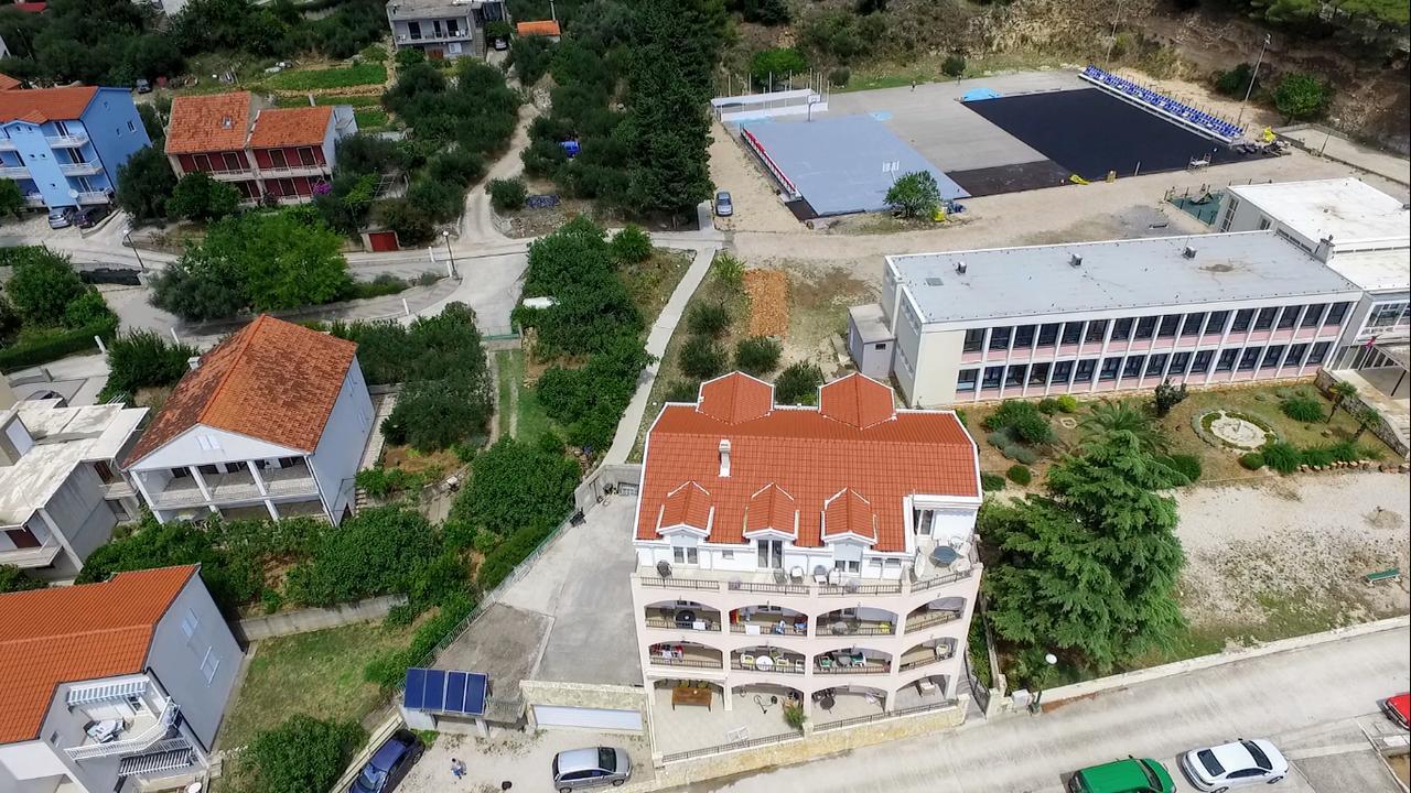 Apartments Grozdana Gradac  Esterno foto